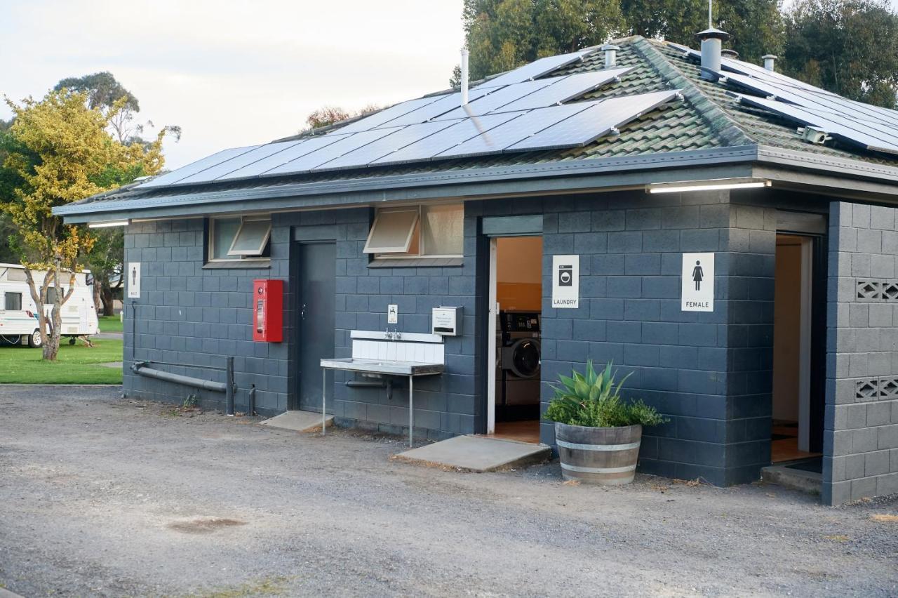 Pine Country Caravan Park Mount Gambier Exterior photo
